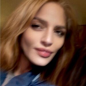 Meet your Posher, Aria.